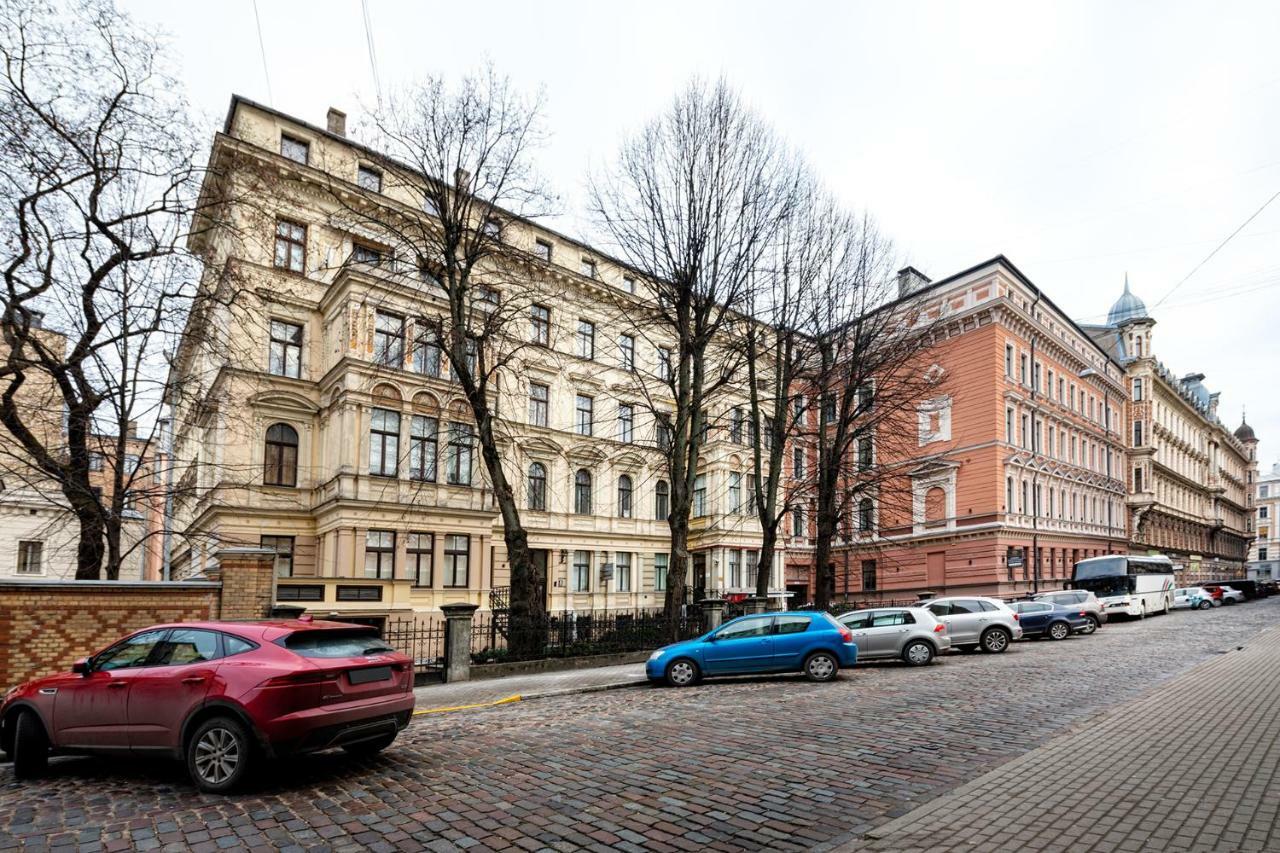 Kalnina Quiet Apartment In City Center Riga Esterno foto